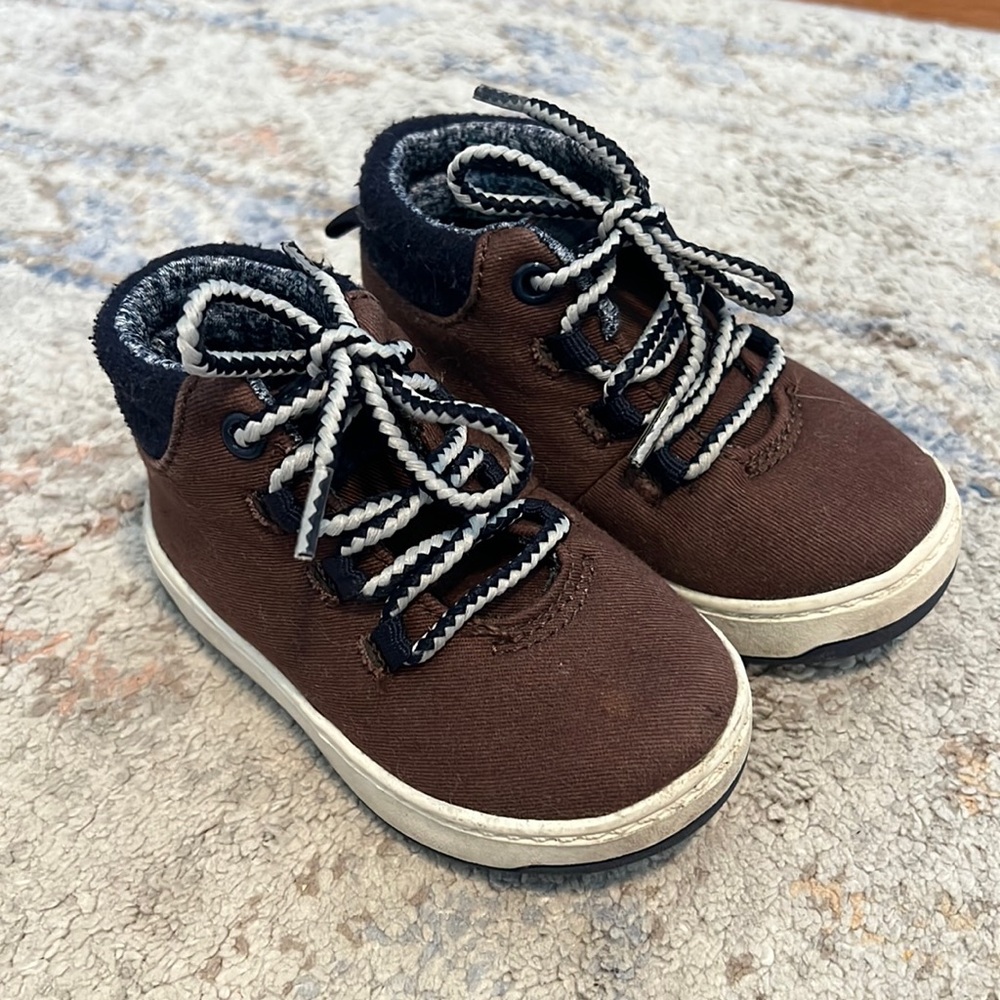 Carters boots
